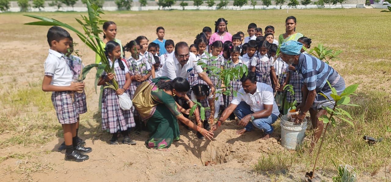 WhatsApp Image 2025-06-05 at 4.52.45 PM